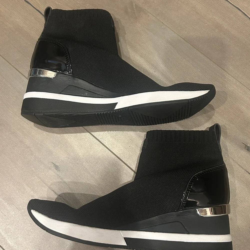 Michael Kors Black Knit Sneakers with Silver Details